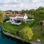 Villa Lucia