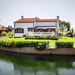 Villa Lucia
